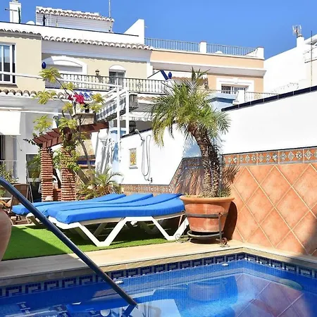 Mit Privatpool Fuer 6 Personen Ca 299 Qm In Nerja, Andalusien Costa Del Sol Feriehus *